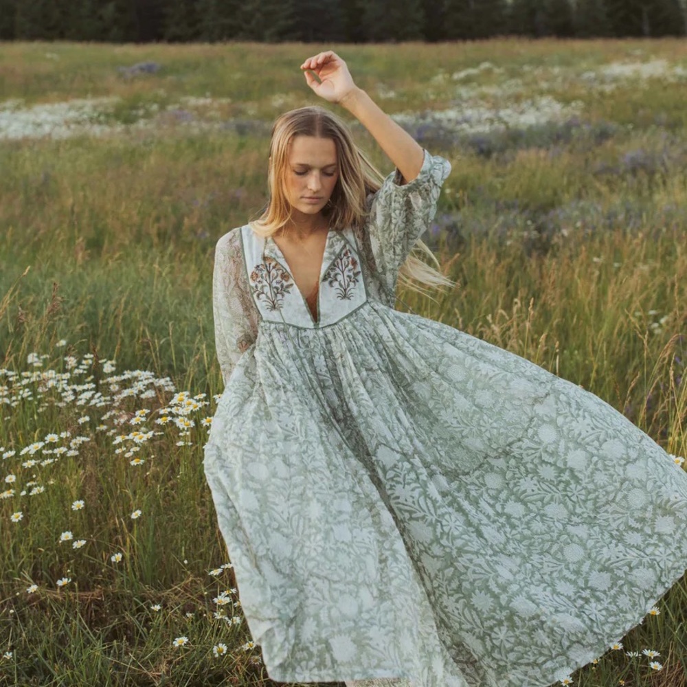 Daughters of India Diya Midi dress in Pistachio